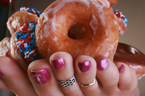 Donut Toes